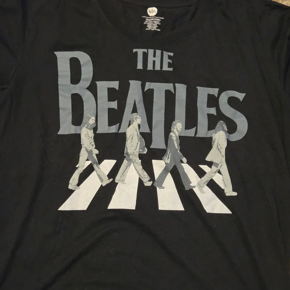 The Beatles Abbey Road Graphic T-Shirt Women's Size 3X (22/24W) Black - Picture 4 of 8